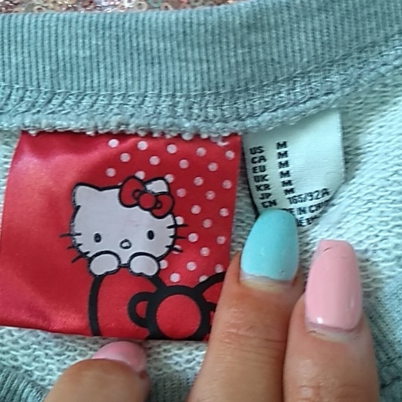 Hello Kitty pullover - Picture 3 of 3